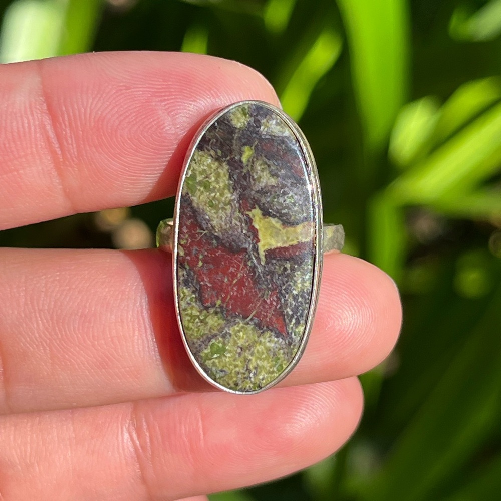 Size 6.75 925 silver plated blood stone ring